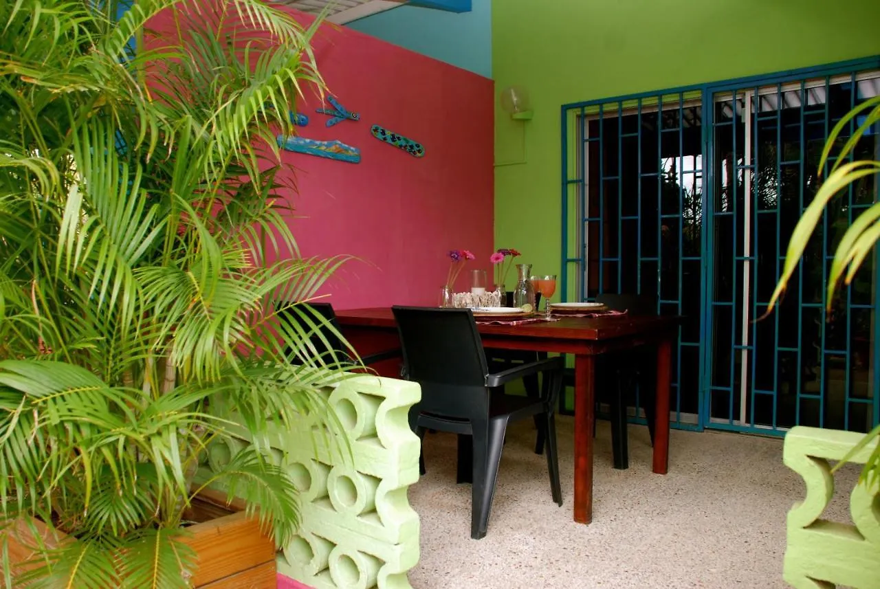 Caribbean Flower Apartments Willemstad