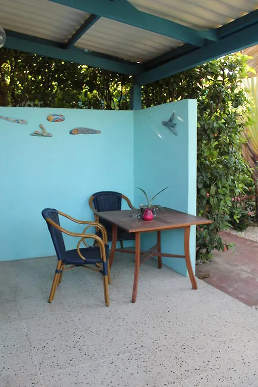 Caribbean Flower Apartments Willemstad