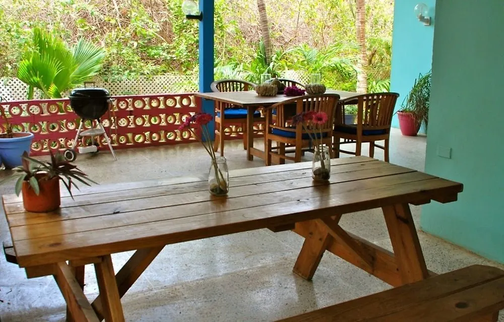 Caribbean Flower Apartments Willemstad