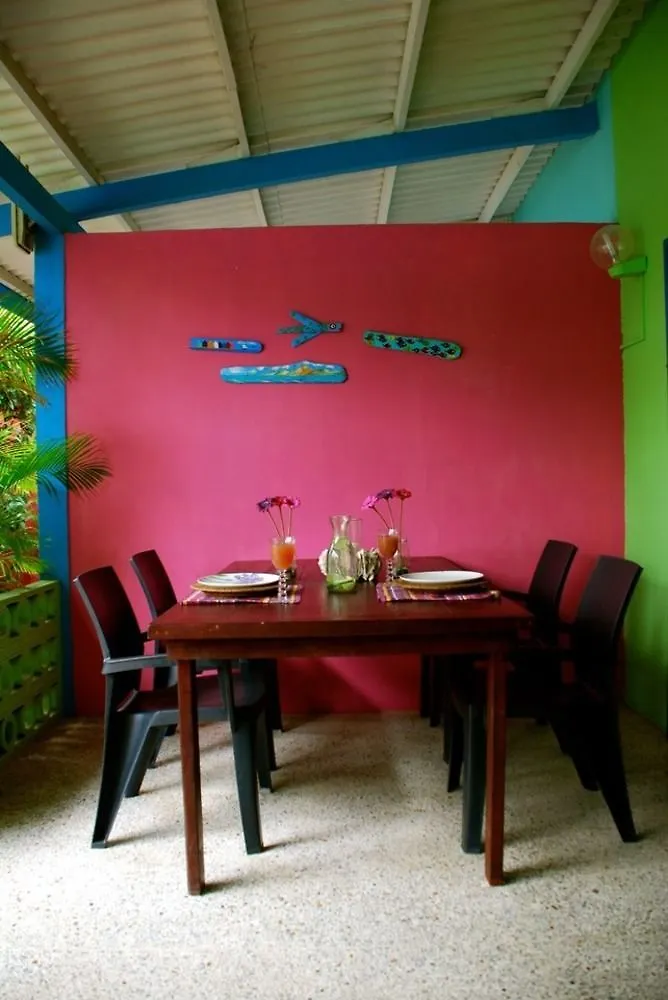 Caribbean Flower Apartments Willemstad